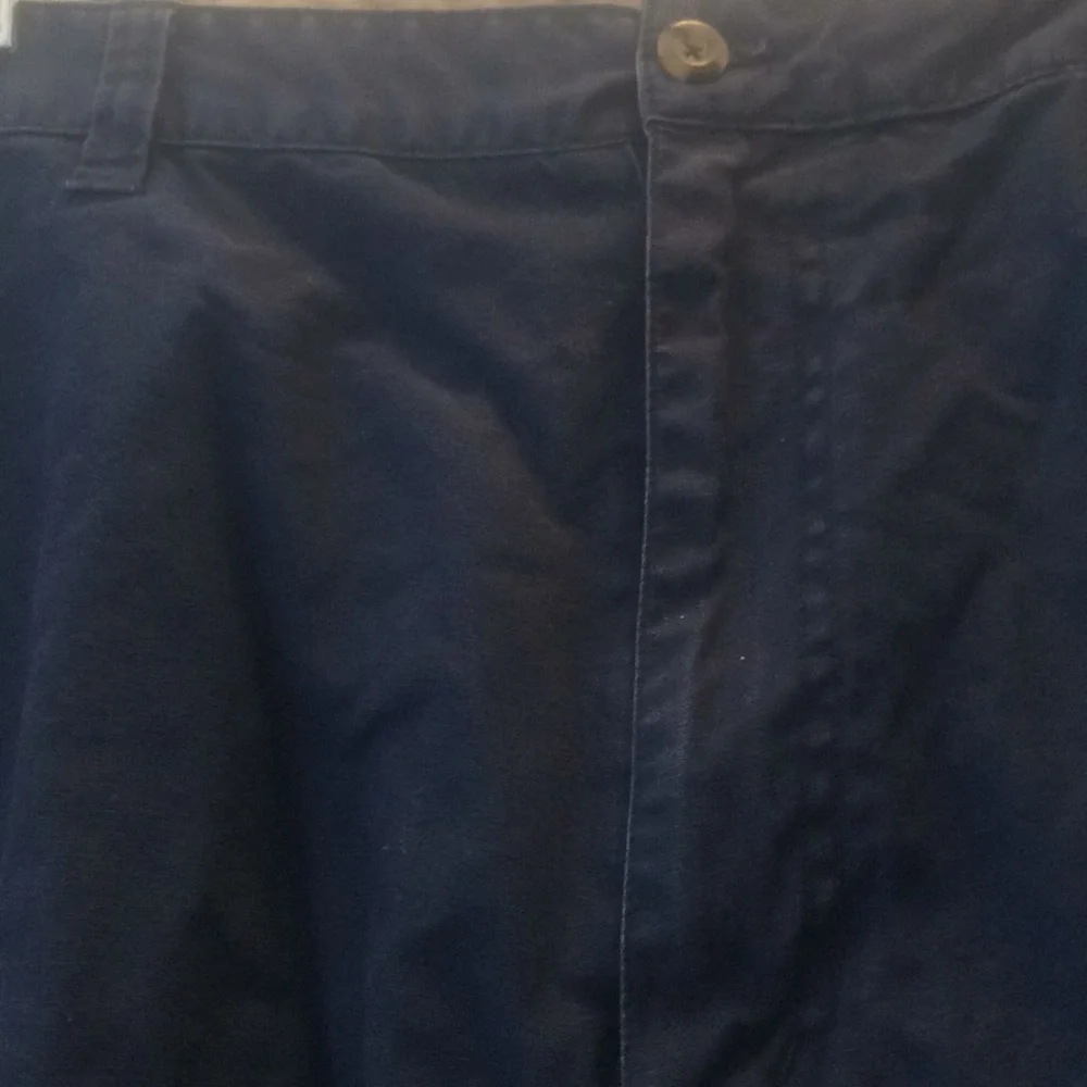 FINAL MARKDOWN Men’s St. John’s Bay Shorts 42